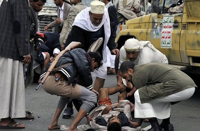 67 души загинаха при два атентата с почерка на Ал Кайда в Йемен