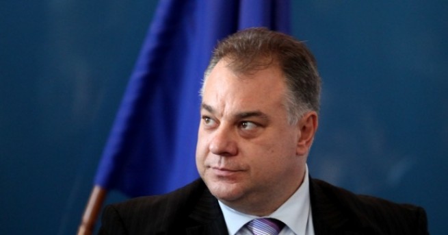 Още през февруари е трябвало да бъде обявена обществена поръчка