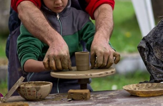 Площад на занаятите за първи път в Севлиево