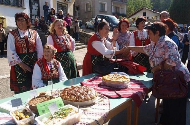 Надяждане с кестени в Брежани