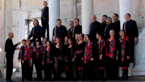 Холандският ансамбъл Чубрица излиза на горнооряховска сцена