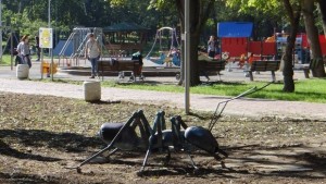 Нови скулптури допълват уникалната атмосфера на ямболския парк