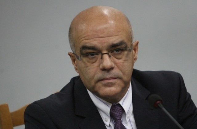 Варненската полиция била статична срещу купувачите на гласове според министър Бакалов