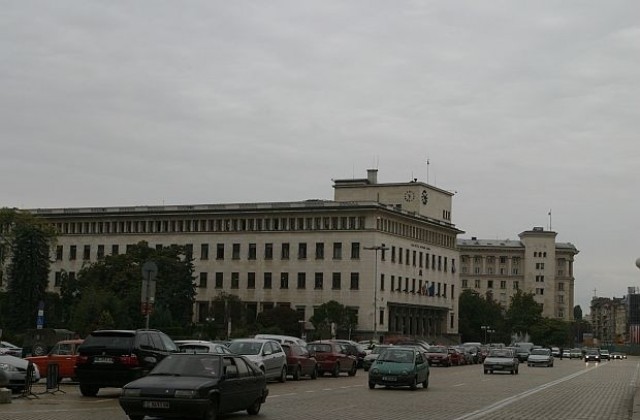 БНБ е назначила международни консултанти още през юли