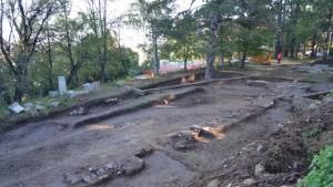 Проучиха останки от базилика на крепостта на Хисарлъка