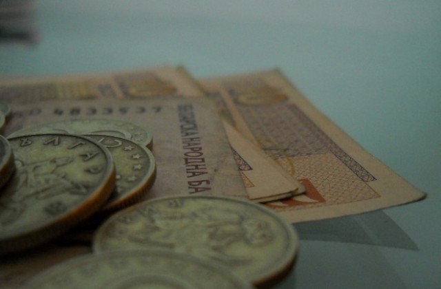 Изплащат над 340 хил. лева на СИК-овете