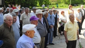 Населението в Смолянско застарява