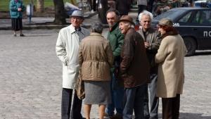 Замразяват пенсиите при дефлация