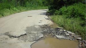 Ремонтират пътя през Лозята за село Богдан