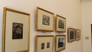 Класическа графика на Сидония Атанасова показва галерията в Димитровград