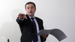 Яне Янев осъди варненски сайт получава 4500 лева обезщетение