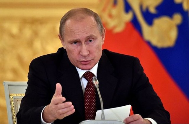 Путин ограничи чуждестранното участие в собствеността на руски медии