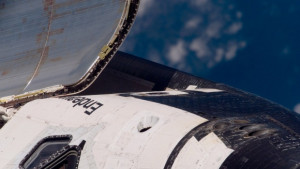 Двама астронавти от НАСА излязоха в открития космос