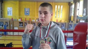 Сребърен медал спечели Николай Бебов за боксовия клуб в Червен