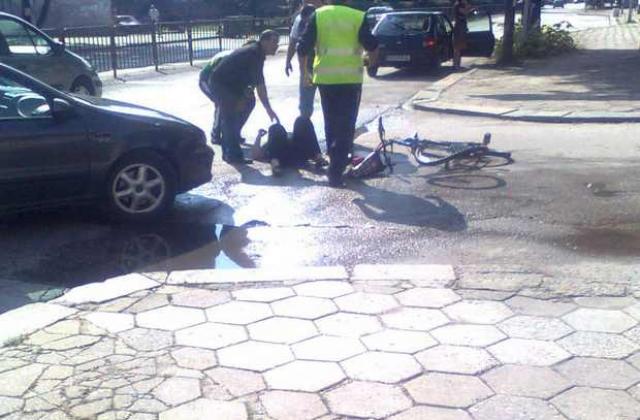 Велосипедист в болницата след катастрофа