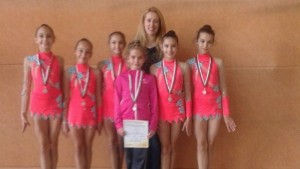 Бронзови медали за ансамбъла девойки младша възраст на Велбъжд