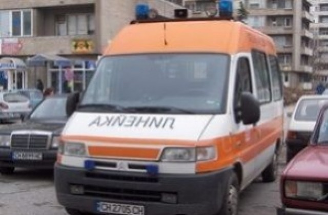 Велосипедист се блъсна в шофьорка, отнела му предимството