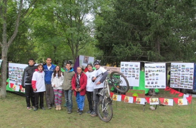 Ученици от В. Търново с Кристален еделвайс за най-добър бивак