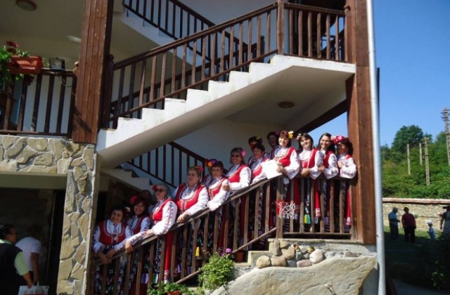 Празник в с. Красен