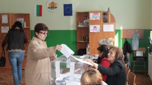 Втори тур на частични избори за кмет се провежда в