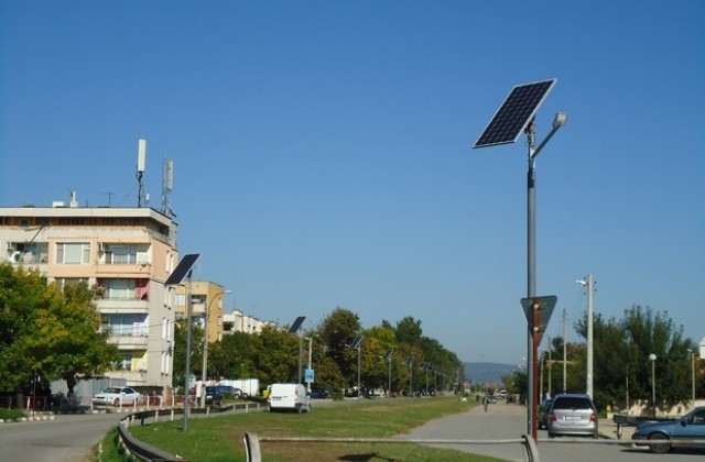 Фотоволтаично улично осветление в община Стралджа