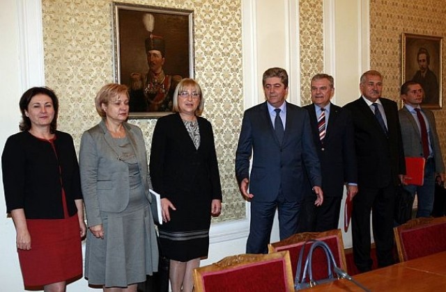 Положително приключиха преговорите между ГЕРБ и АБВ, ще има втора среща