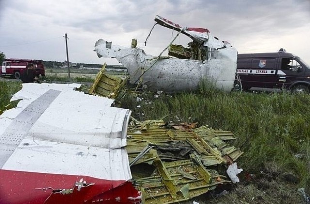 Германия: Сепаратисти са свалили малайзийския самолет над Украйна