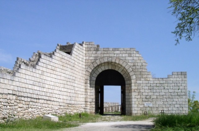 Откриват бюст-паметник на Вера Антонова на Шуменската крепост