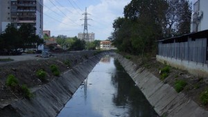 Направиха продълбочаване на коритото на река Добричка