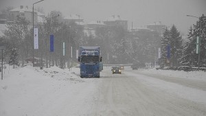 Търсят 15 млн лв за подготовка на пътищата за зимата