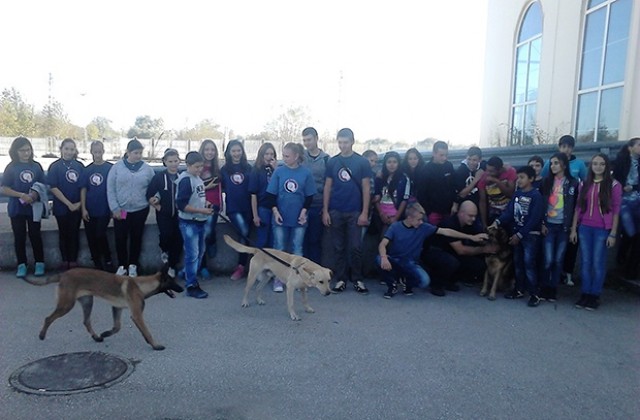 Доброволците от Белоградчик на гости на Митница-Видин