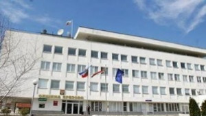 ДАНС задържа замкмета и секретаря на община Брезово