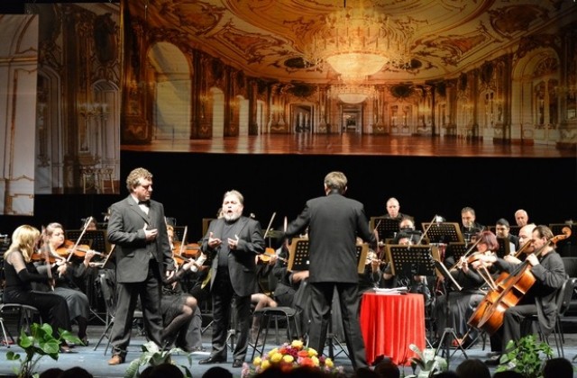 Впечатляващ концерт за 100 г. от рождението на Борис Христов поднесе търновският театър