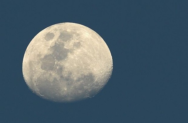 Задава се ожесточено съперничество за Луната
