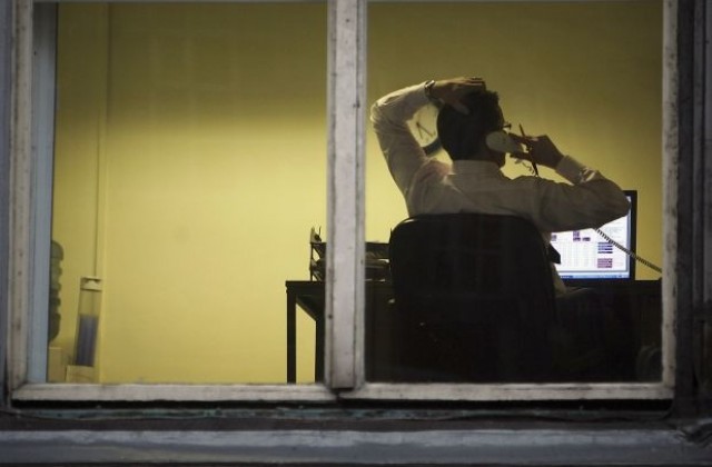 По 7000 обаждания на месец получават в информационния център на социалното министерство