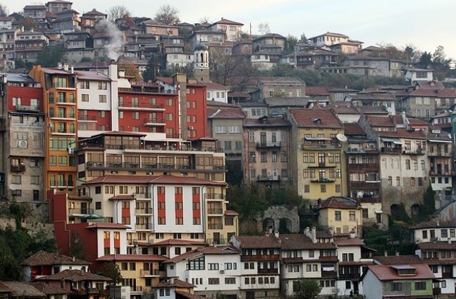 Изследват образователната мобилност в 86 домакинства от областта