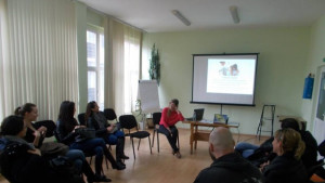 Учат ни как да бъдем добри родители