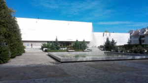 Откриват юбилейна изложба на Стоян Венев в Кюстендил