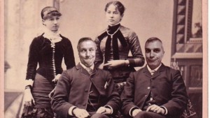 Шведска маса са пълни простаци