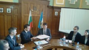 Поръчките по 30милионния заем няма да се обжалват в български