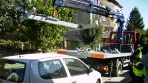 Увеличават глобата за вдигнат от паяк автомобил