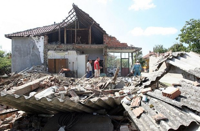 Искаме помощ от ЕС заради щетите от наводненията в Северозападна България