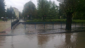 Река Хасковска преля Зеленчуковият пазар кръстовища и улици под вода