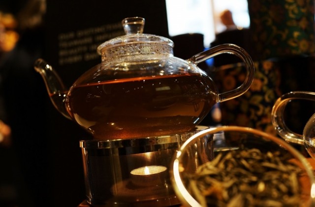 Редовното пиене на чай намалява кръвното налягане