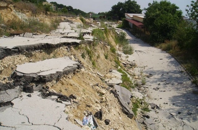 Четири свлачища се активизираха в община Асеновград