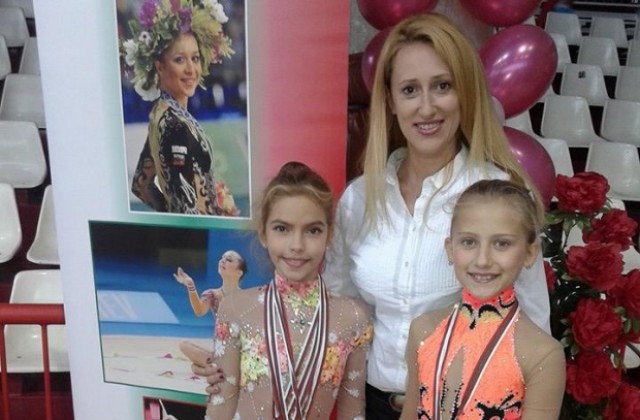 Златни медали от Дунавска перла за гимнастички на Велбъжд