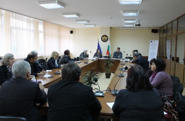 Регионални програми за заетост осигуряват временна работа на 419 безработни