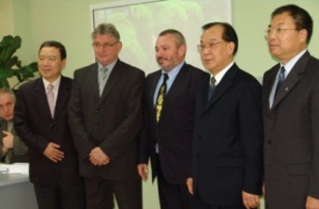 Китайска делегация посети ВТУ