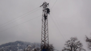 Град Шипка все още без електричество