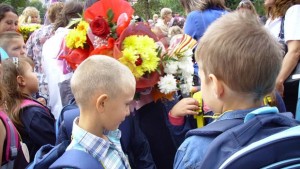 1 308 първокласници получават еднократна помощ в Добричко